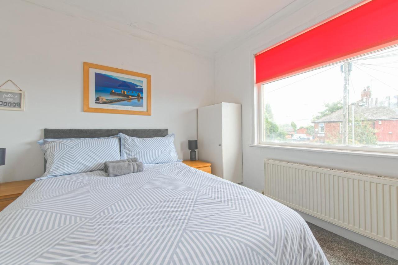 לידס York House - Short Stay Leeds מראה חיצוני תמונה