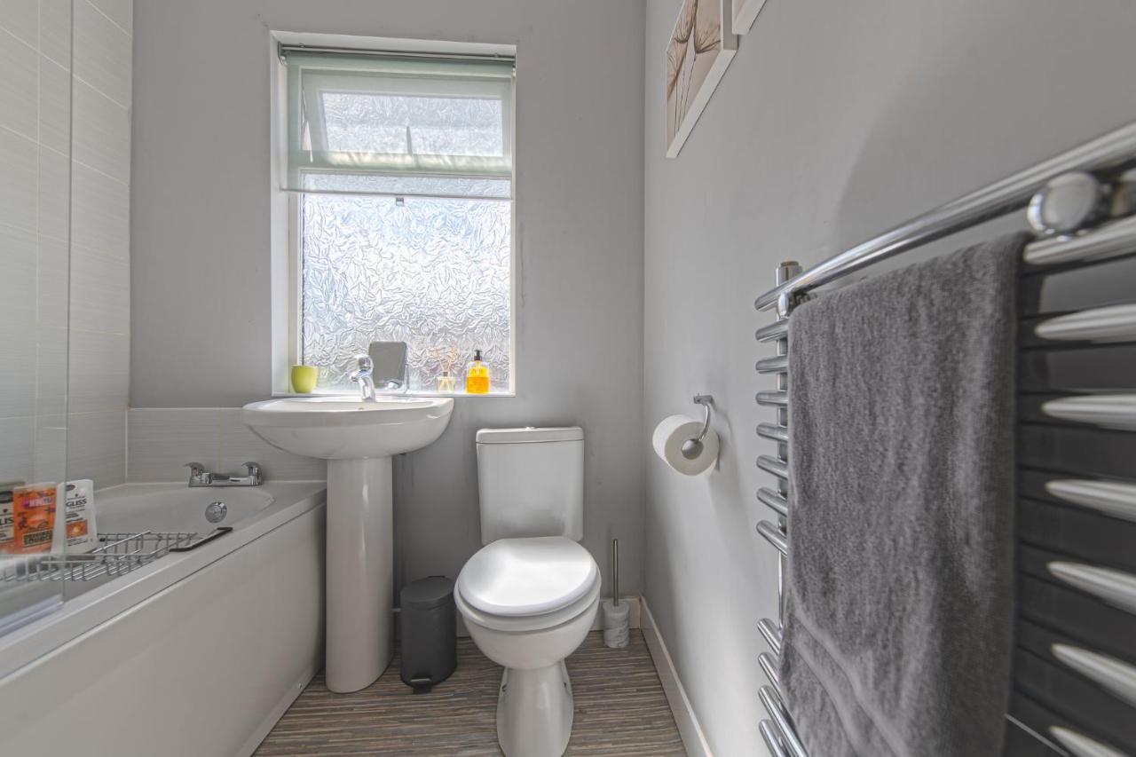 לידס York House - Short Stay Leeds מראה חיצוני תמונה
