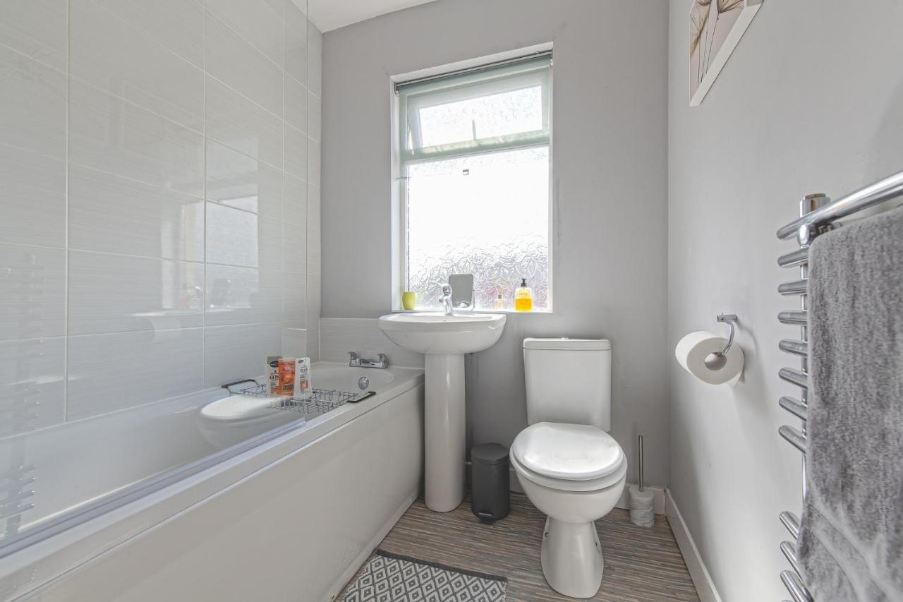 לידס York House - Short Stay Leeds מראה חיצוני תמונה